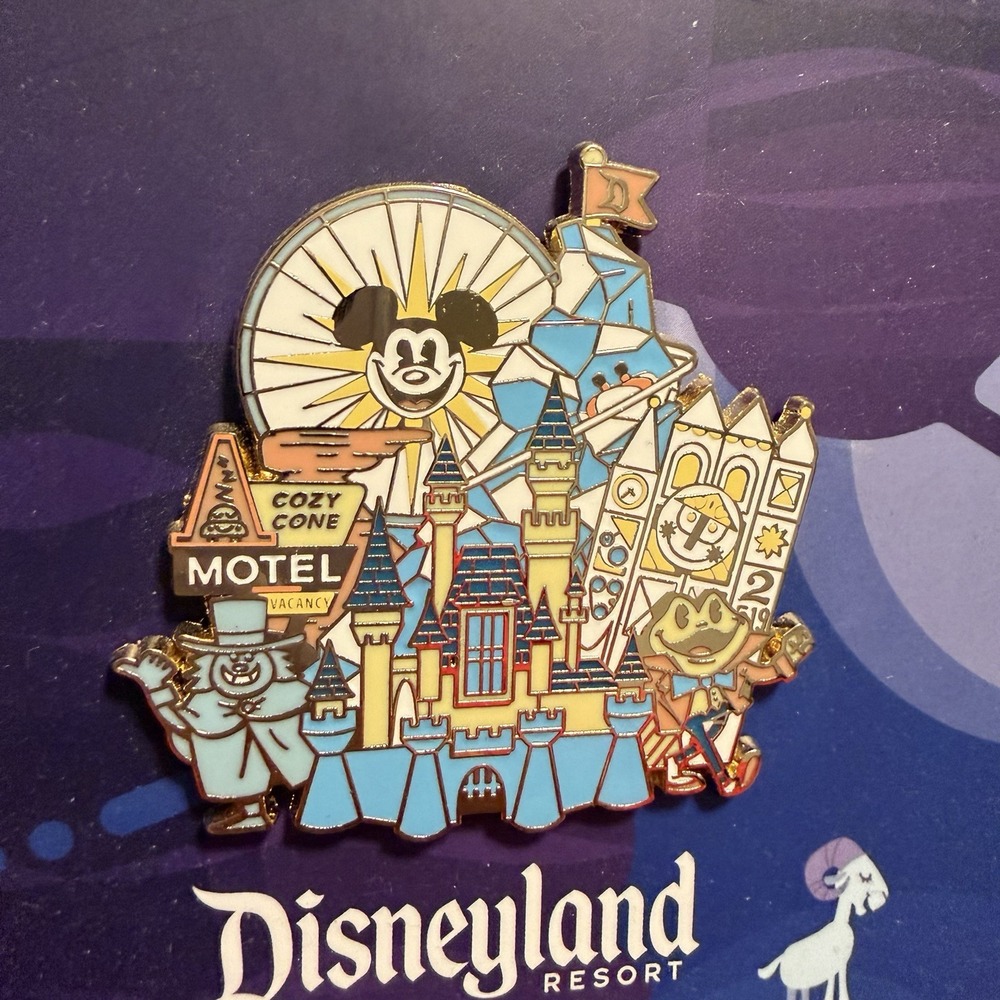 D23 Gold Member Exclusive - Around the World of Disney Parks Pin Set Only - Picture 5 of 11